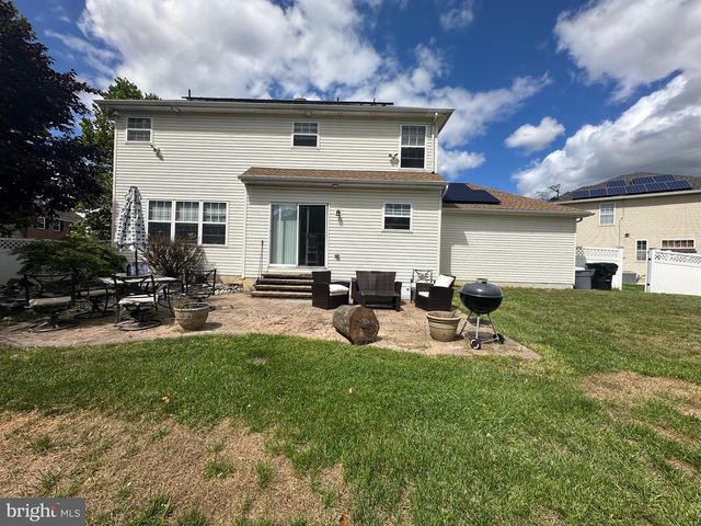 109 HARMONY CIRCLE RD, Sicklerville, NJ 08081