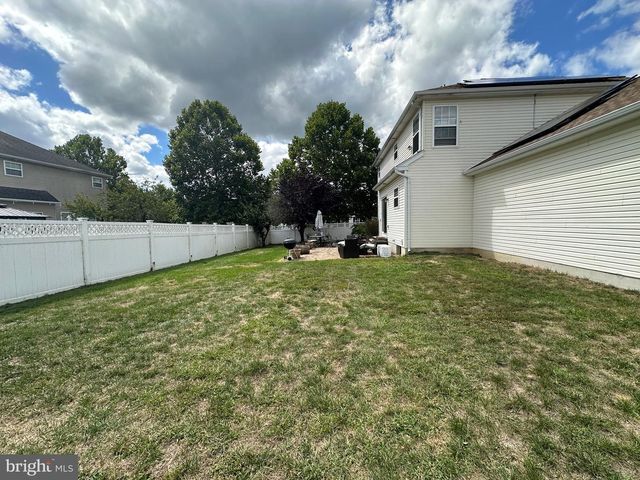 109 HARMONY CIRCLE RD, Sicklerville, NJ 08081