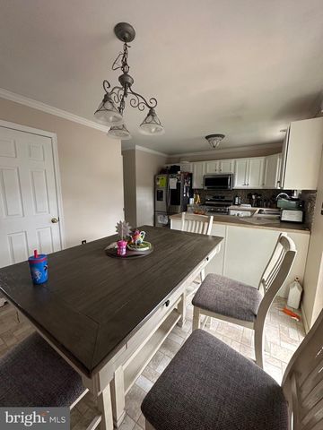 109 HARMONY CIRCLE RD, Sicklerville, NJ 08081