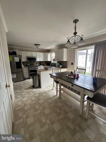 109 HARMONY CIRCLE RD, Sicklerville, NJ 08081