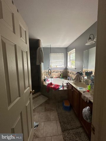 109 HARMONY CIRCLE RD, Sicklerville, NJ 08081