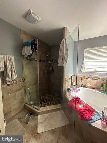 109 HARMONY CIRCLE RD, Sicklerville, NJ 08081