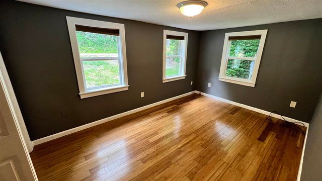 64 Crown Point Road, Rochester, NH 03867