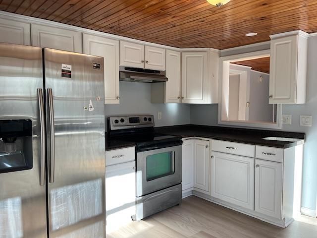 64 Crown Point Road, Rochester, NH 03867