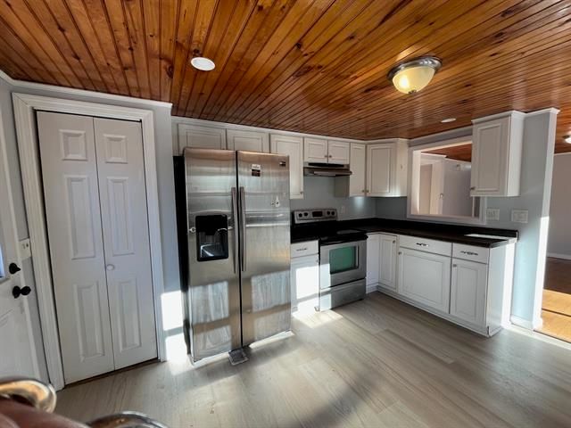 64 Crown Point Road, Rochester, NH 03867