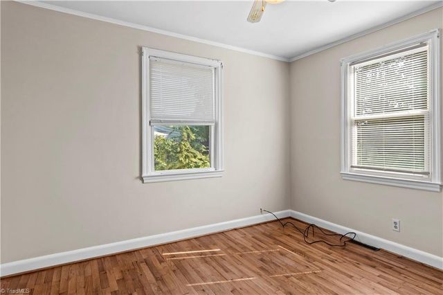 17 Edgewood View Lane, Winston-salem, NC 27127