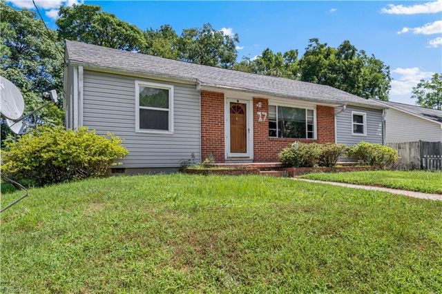 17 Edgewood View Lane, Winston-salem, NC 27127