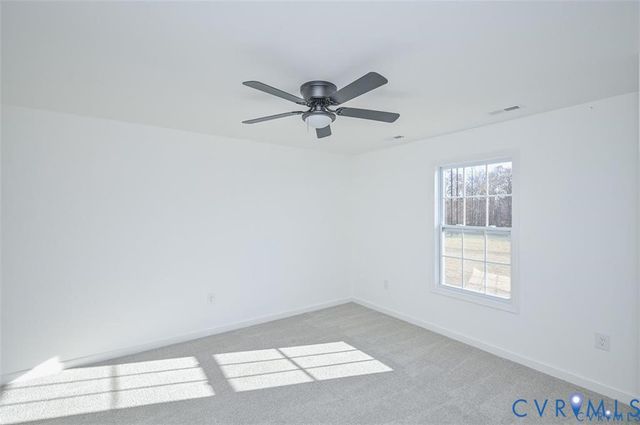 27252 Shannon Mill Dr, Ruther Glen, VA 22546