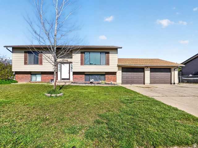 5592 S 3975 W, Roy, UT 84067