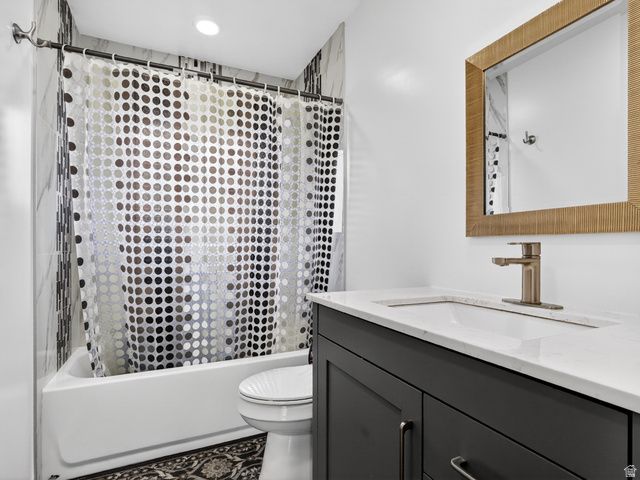5592 S 3975 W, Roy, UT 84067