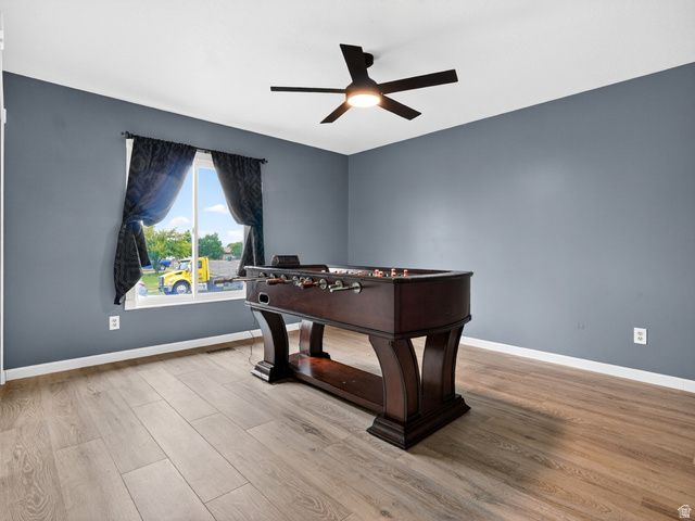 5592 S 3975 W, Roy, UT 84067