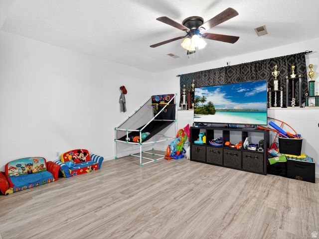 5592 S 3975 W, Roy, UT 84067