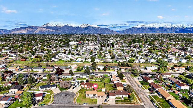 5592 S 3975 W, Roy, UT 84067