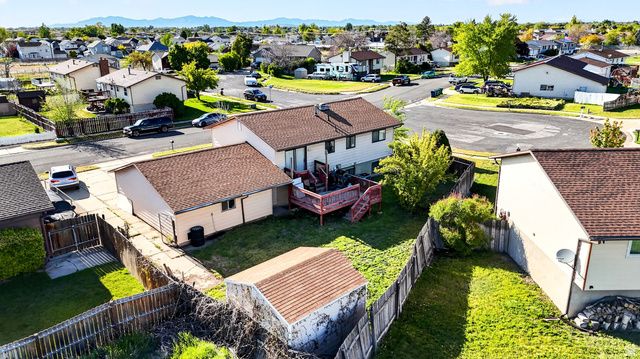 5592 S 3975 W, Roy, UT 84067
