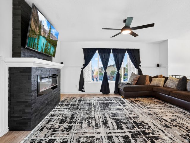 5592 S 3975 W, Roy, UT 84067