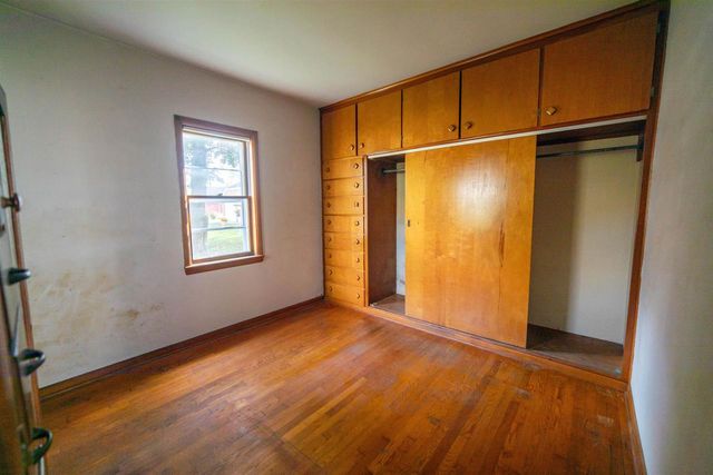 237 E 2nd Street, Westfield, WI 53964