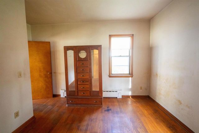 237 E 2nd Street, Westfield, WI 53964