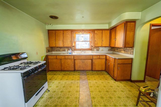 237 E 2nd Street, Westfield, WI 53964