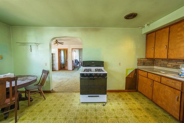 237 E 2nd Street, Westfield, WI 53964