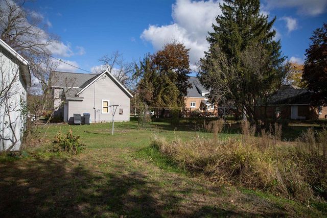 237 E 2nd Street, Westfield, WI 53964