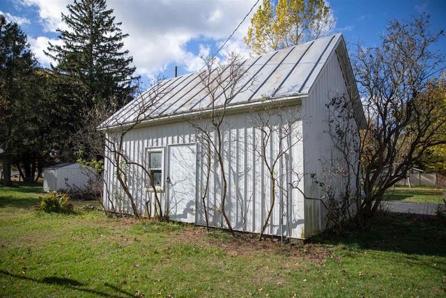 237 E 2nd Street, Westfield, WI 53964