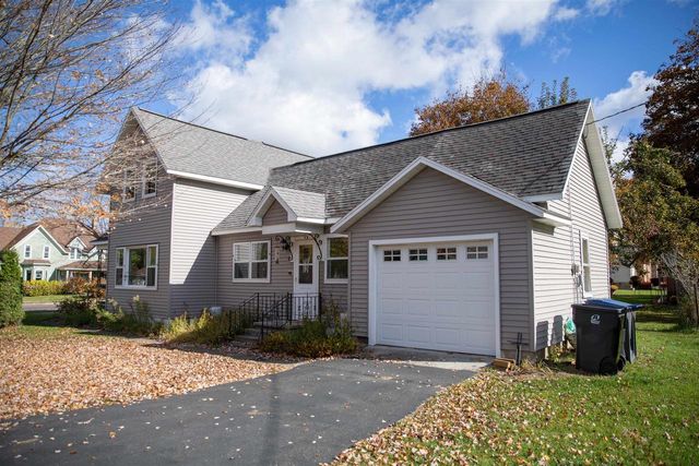 237 E 2nd Street, Westfield, WI 53964