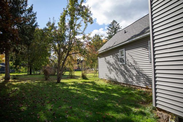 237 E 2nd Street, Westfield, WI 53964