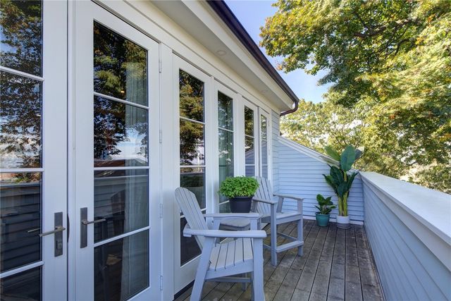 50 School Street 7, Newport, RI 02840