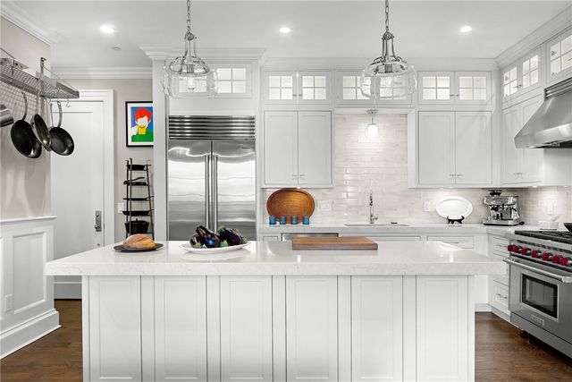 50 School Street 7, Newport, RI 02840