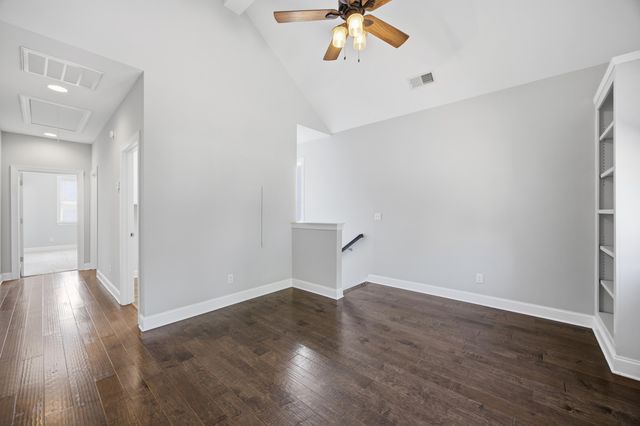 8636 Masons Gate Lane, Chattanooga, TN 37421