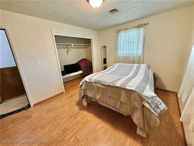 31122 S Cooper Bend West Road, Kinta, OK 74552