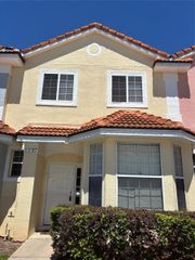 1237 S BEACH CIRCLE, Kissimmee, FL 34746