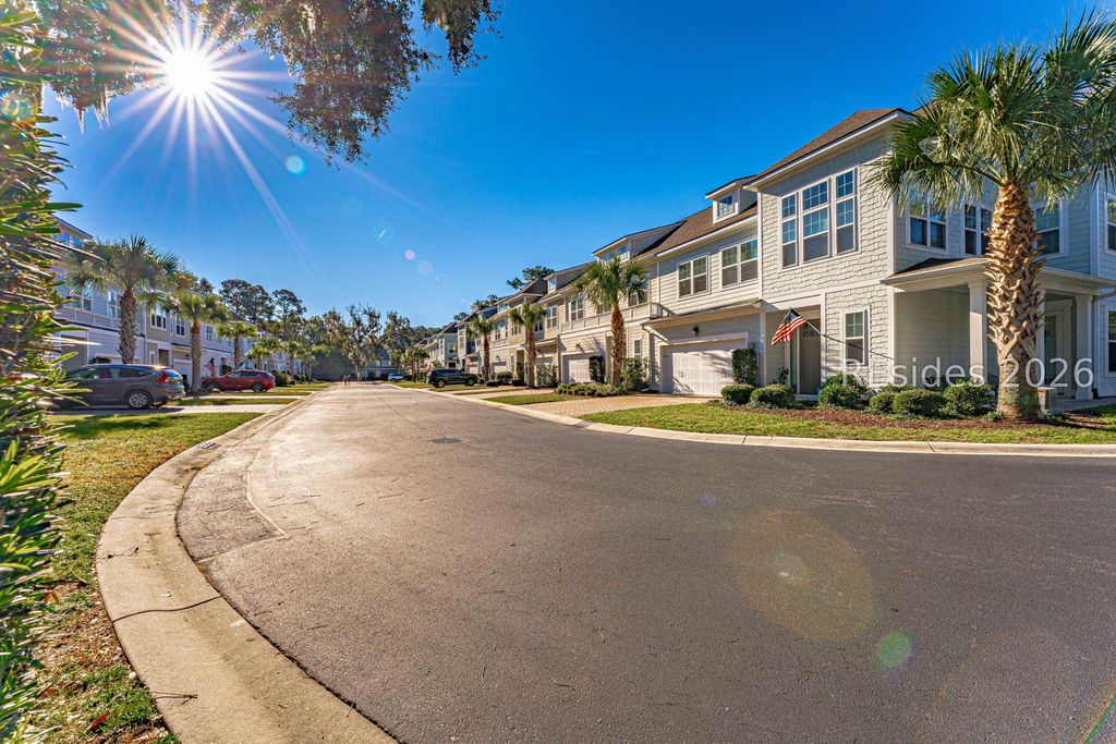 25 Creekstone Dr, Hilton Head Island, SC 29926