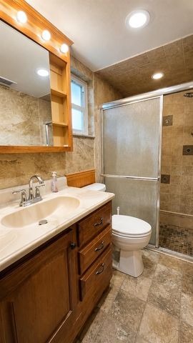 35025 RAINTREE DR, Fruitland Park, FL 34731
