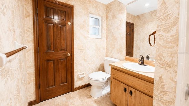 35025 RAINTREE DR, Fruitland Park, FL 34731