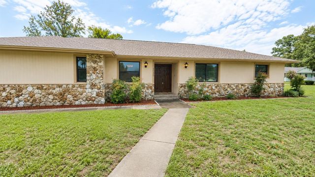 35025 RAINTREE DR, Fruitland Park, FL 34731