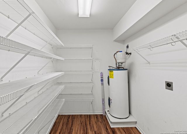 14346 Markham Ln, San Antonio, TX 78247