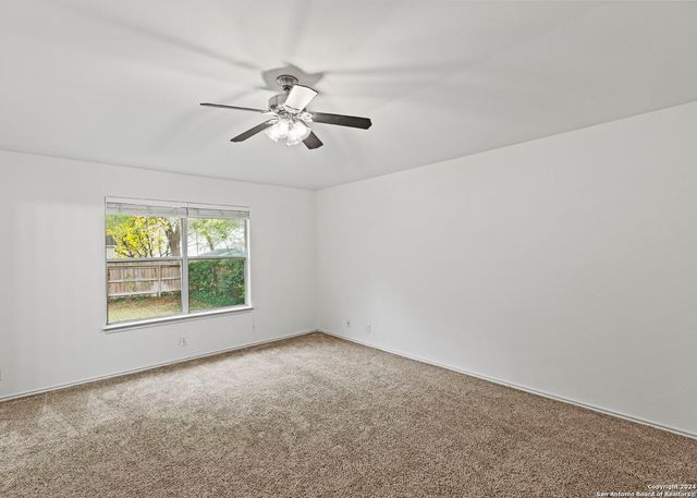 14346 Markham Ln, San Antonio, TX 78247