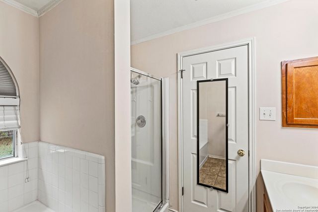 14346 Markham Ln, San Antonio, TX 78247