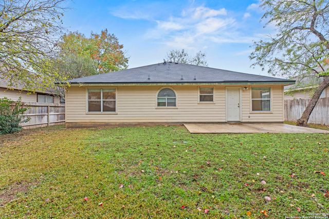 14346 Markham Ln, San Antonio, TX 78247