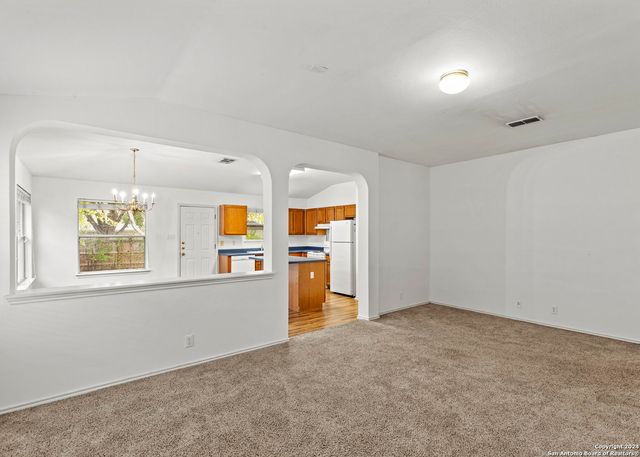 14346 Markham Ln, San Antonio, TX 78247