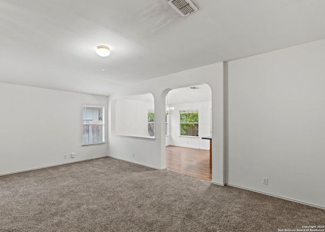 14346 Markham Ln, San Antonio, TX 78247