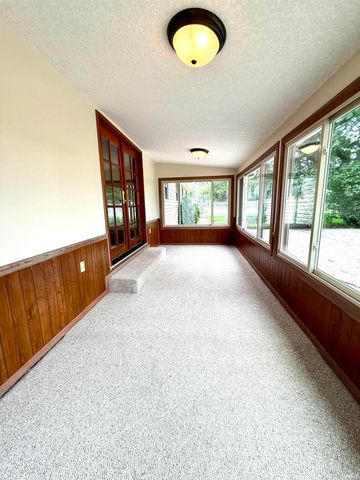 503 N Webster Road, New Haven, IN 46774