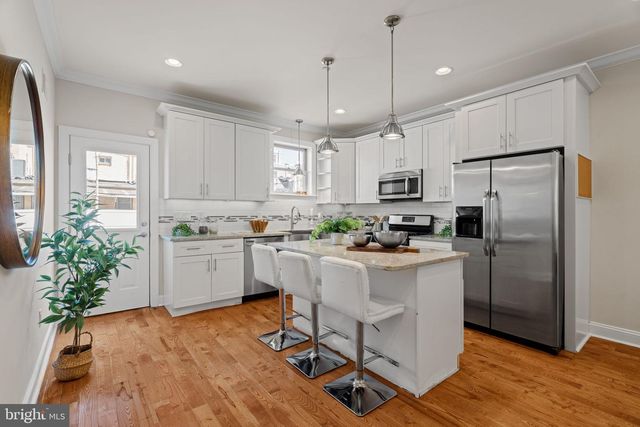 2039 E HAZZARD ST, Philadelphia, PA 19125