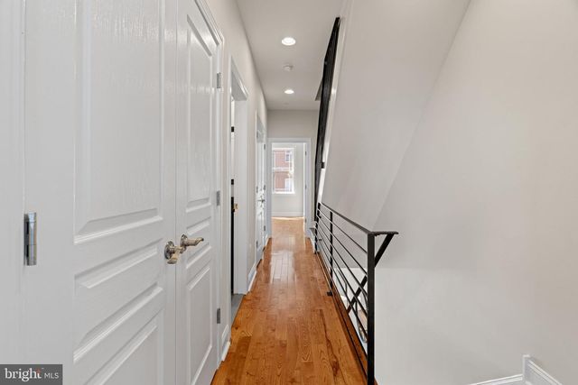 2039 E HAZZARD ST, Philadelphia, PA 19125