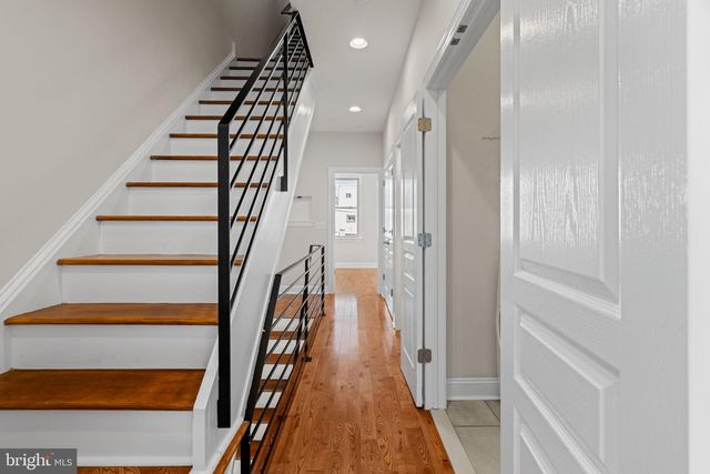 2039 E HAZZARD ST, Philadelphia, PA 19125