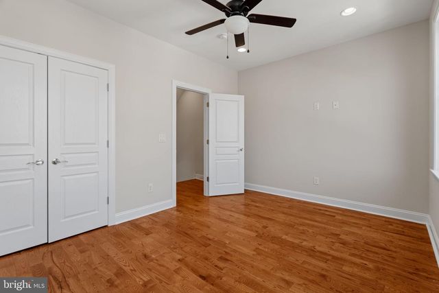 2039 E HAZZARD ST, Philadelphia, PA 19125