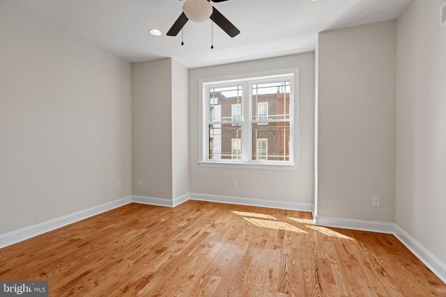 2039 E HAZZARD ST, Philadelphia, PA 19125