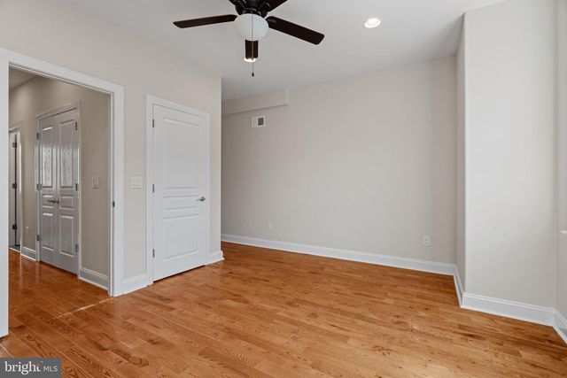 2039 E HAZZARD ST, Philadelphia, PA 19125