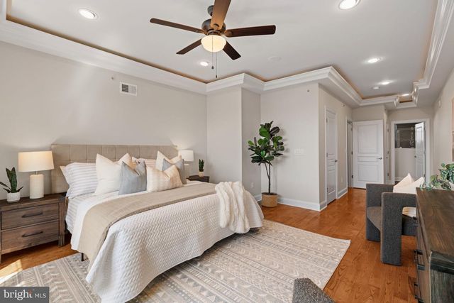 2039 E HAZZARD ST, Philadelphia, PA 19125